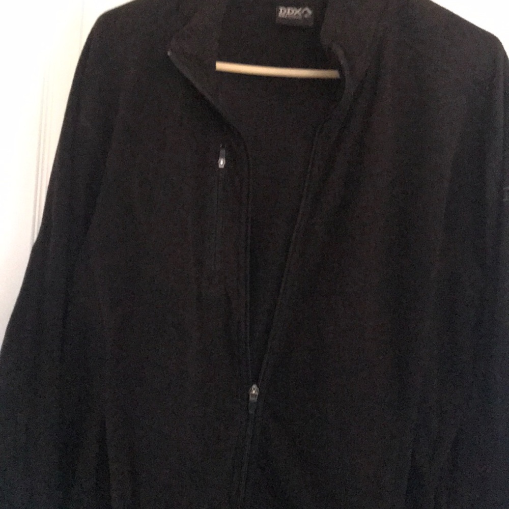 Men’s Lightweight fleece jacket. Zip up front